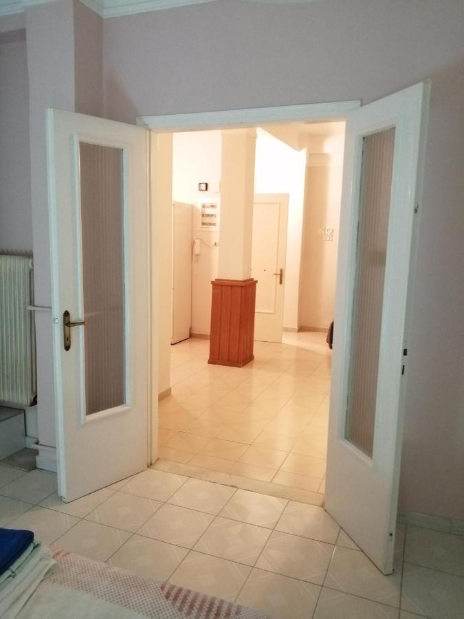 Kalamata Cozy Apartment Екстериор снимка